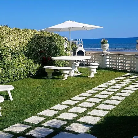 בית נופש Casa Isa נטונו